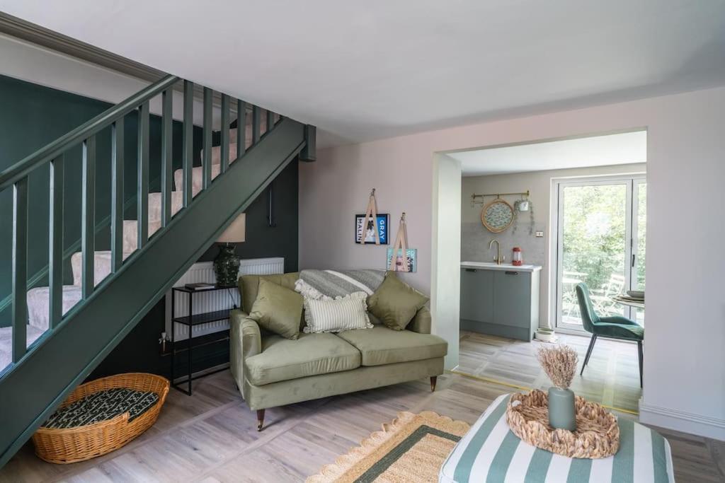 Cottage Cwtch Pontneddfechan ภายนอก รูปภาพ